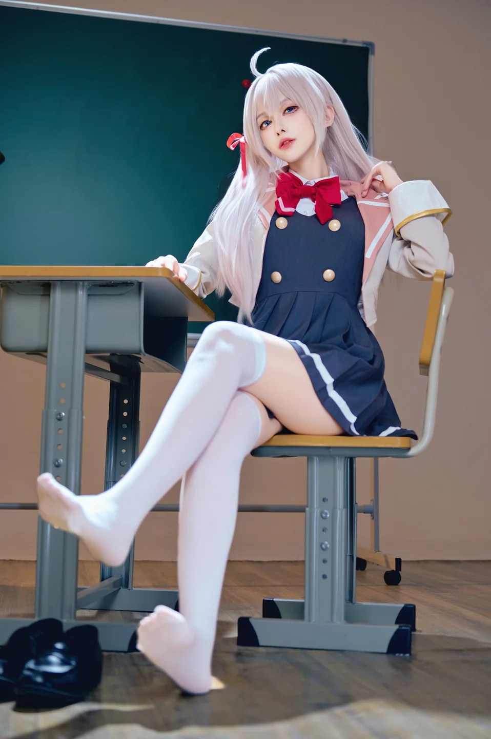 Shika小鹿鹿 - 邻座艾莉同学 [38P,2V-369MB] tg@simisebaisi 【丝足阁】006.webp